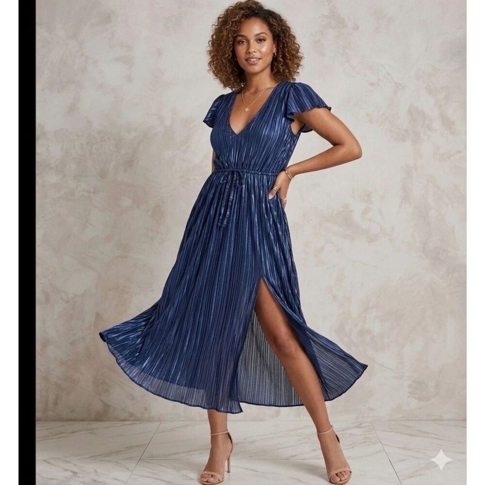 Urban Outfitters Dress Womens Sz XS Miranda Midi Metallic Pleated Blue romantic